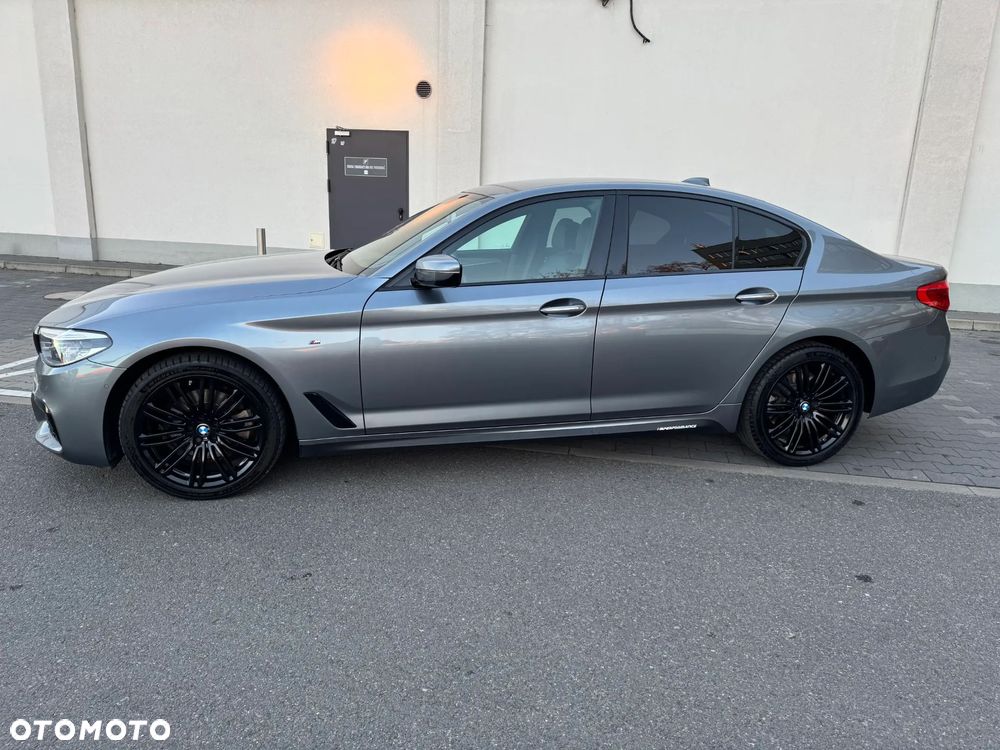 BMW Seria 5 520d xDrive M Sport sport - 12