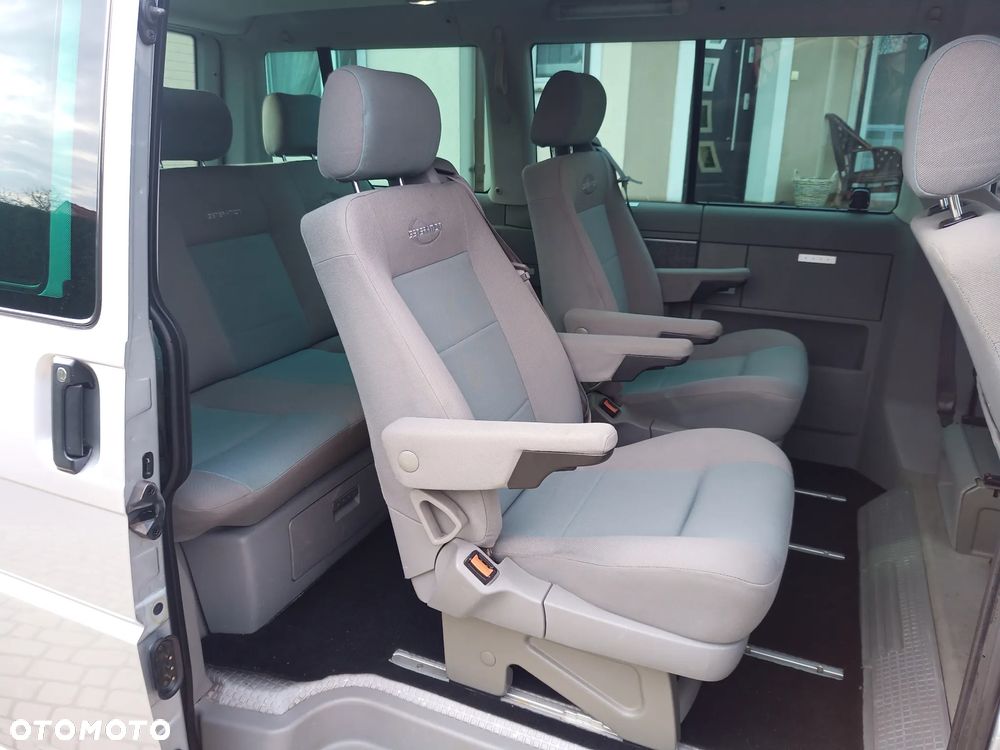 Volkswagen Multivan TDI - 8