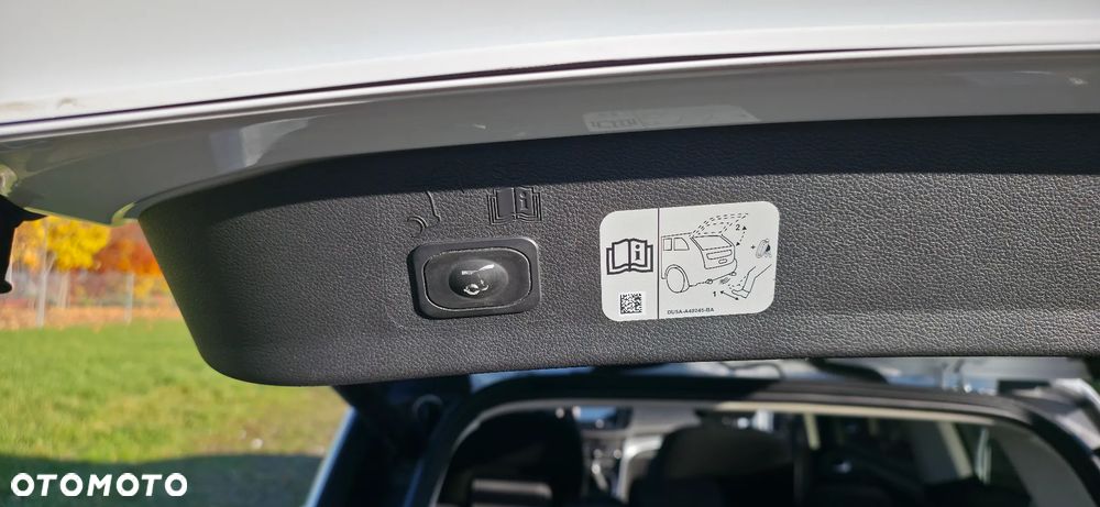Ford Kuga - 4