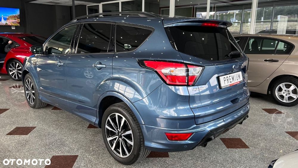 Ford Kuga - 8
