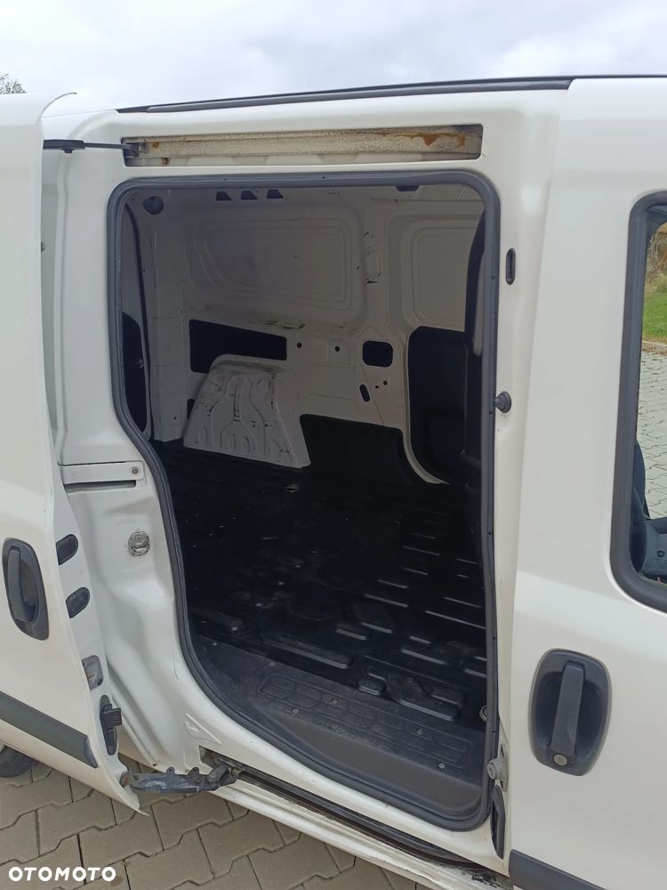 Fiat Doblo - 17