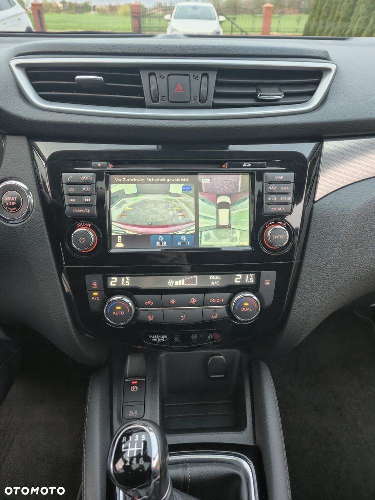Nissan Qashqai 1.6 DIG-T N-Connecta - 30