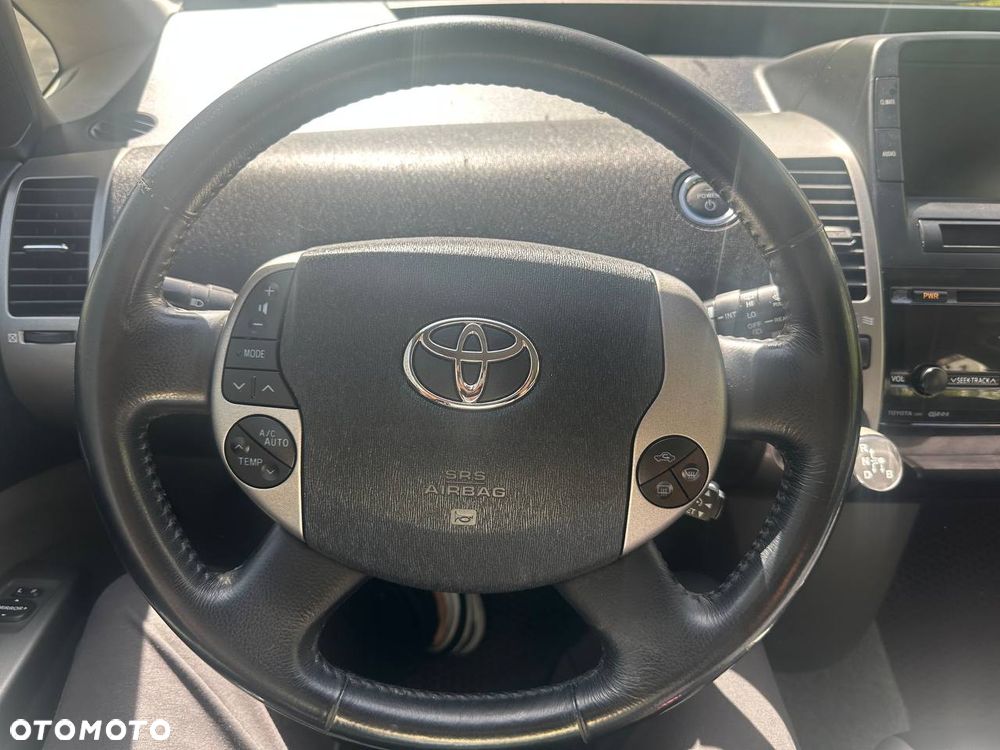 Toyota Prius - 22