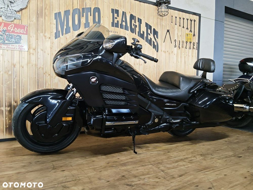 Honda GL - 8