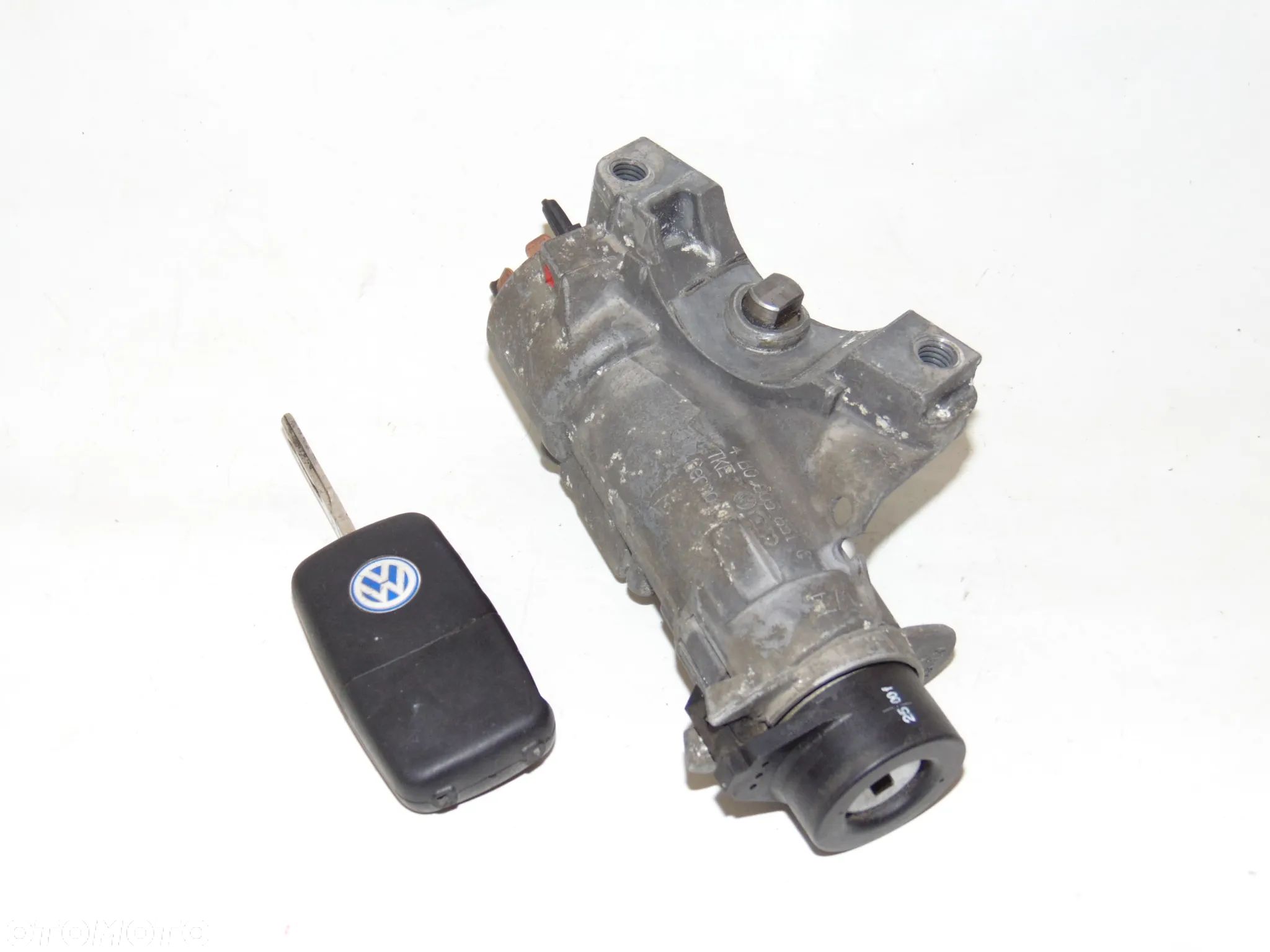 ORYGINAŁ stacyjka + kluczyk 4B0905851C VW Volkswagen Passat B5 Sharan FL lift Golf 4 IV Bora 98-06r - 1