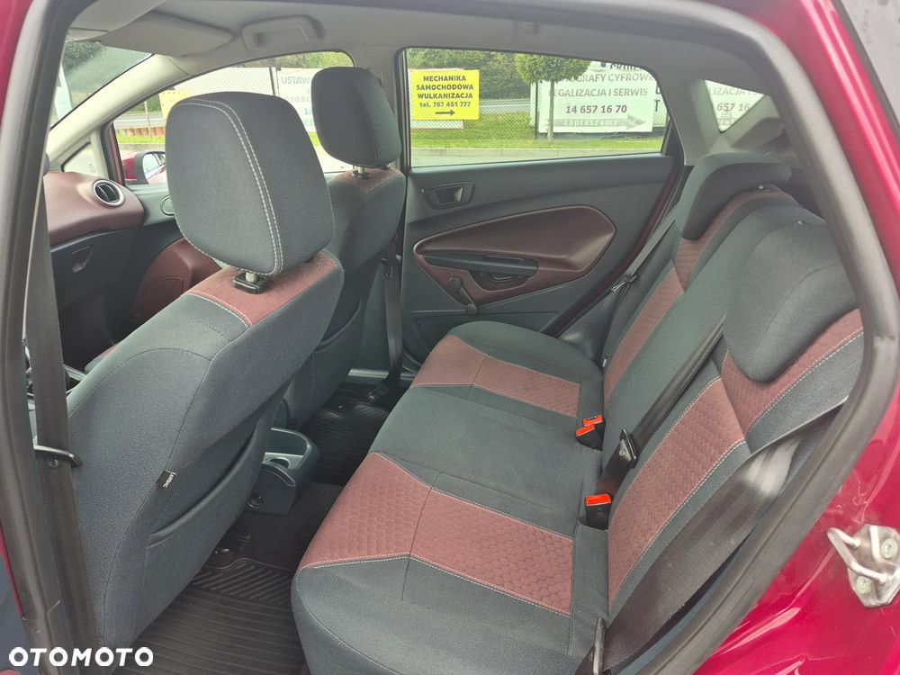 Ford Fiesta 1.4 Titanium - 18