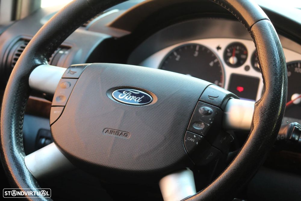 Ford Galaxy TDI Ghia - 18