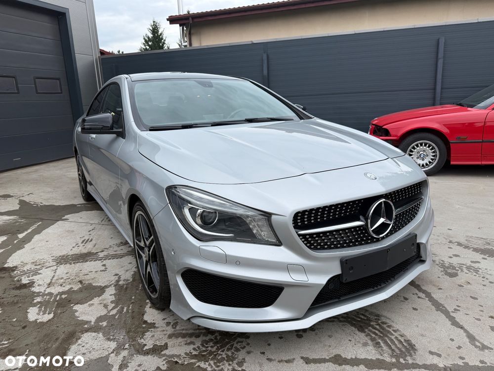 Mercedes-Benz CLA 220 CDI 7G-DCT AMG Line - 8