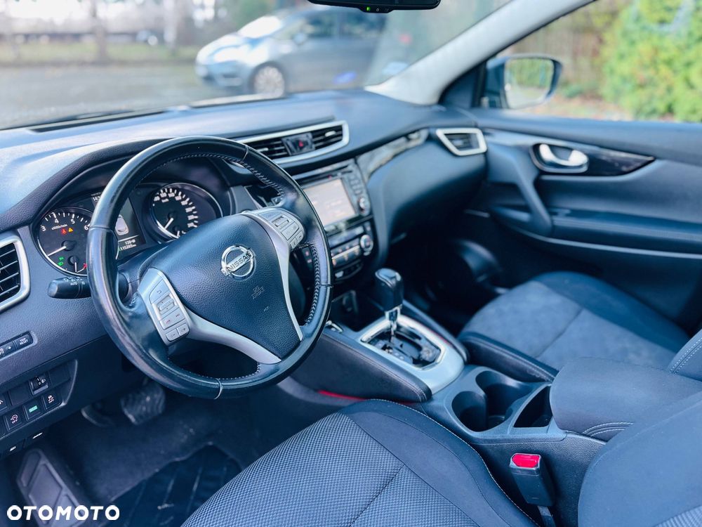Nissan Qashqai 1.2 DIG-T Xtronic N-Connecta - 21