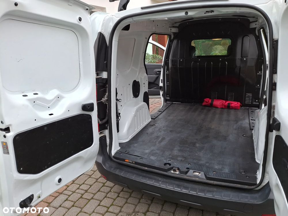 Dacia Dokker - 28