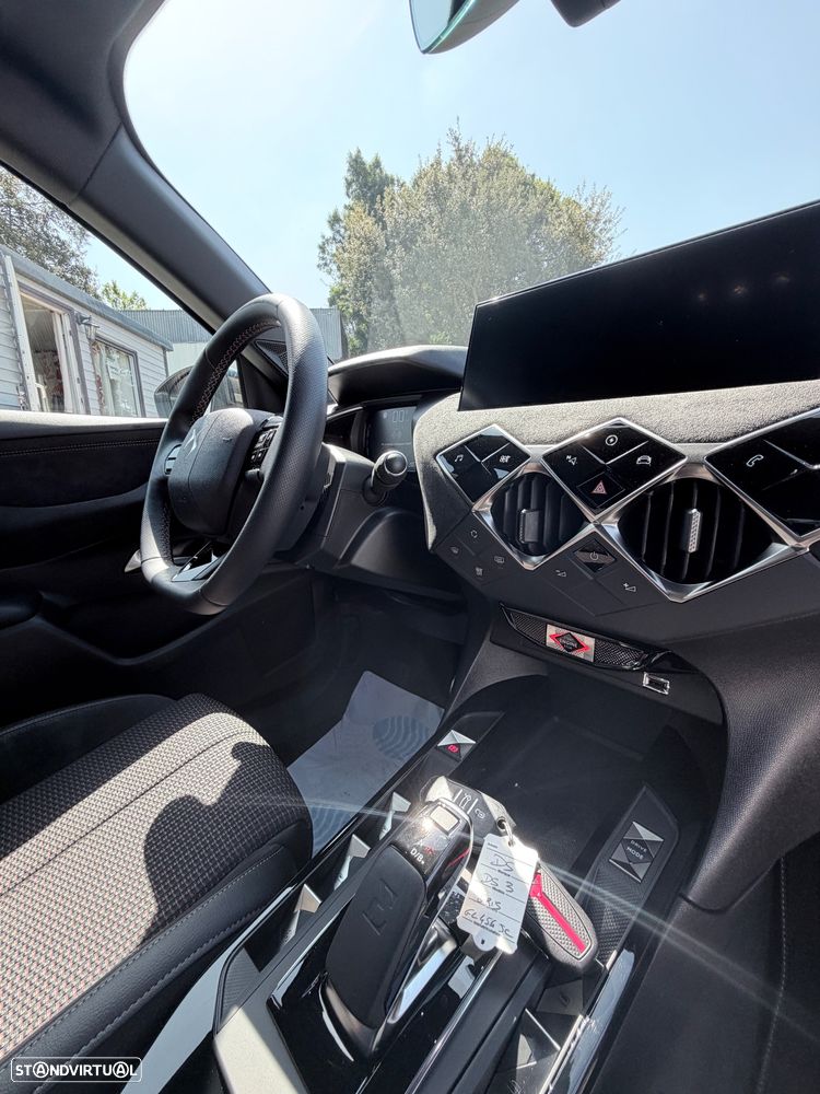 DS DS3 E-Tense Performance Line + - 17