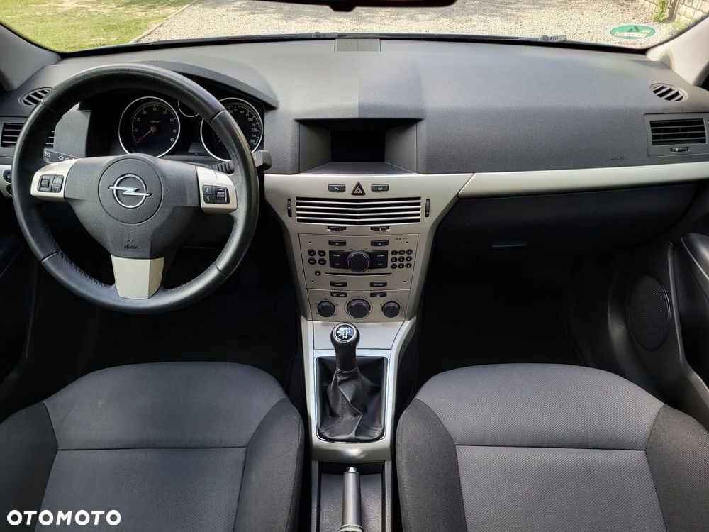Opel Astra 1.6 - 12