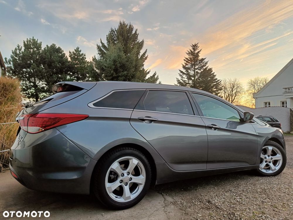 Hyundai i40 1.7 CRDi Automatik Premium - 25