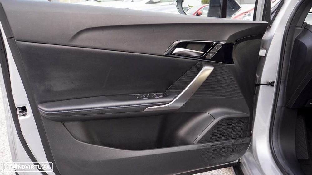 MG MG4 51 kWh Standard - 24