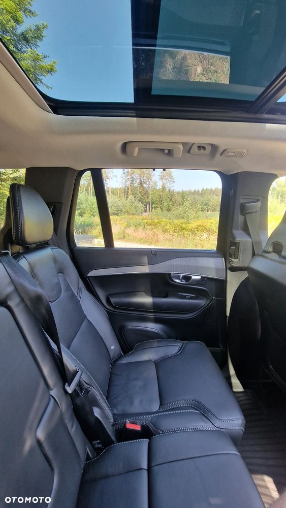 Volvo XC 90 - 24