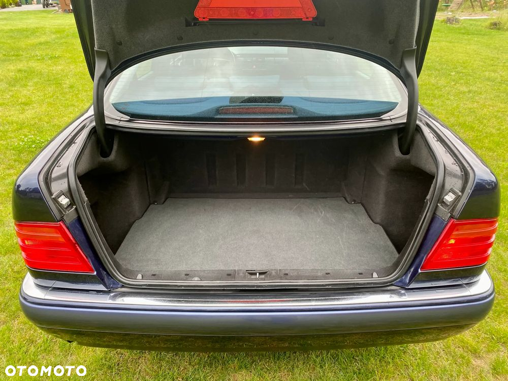 Mercedes-Benz Klasa E 320 Elegance - 8