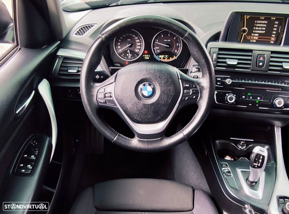 BMW 118 dA Line Sport — fotografia 8