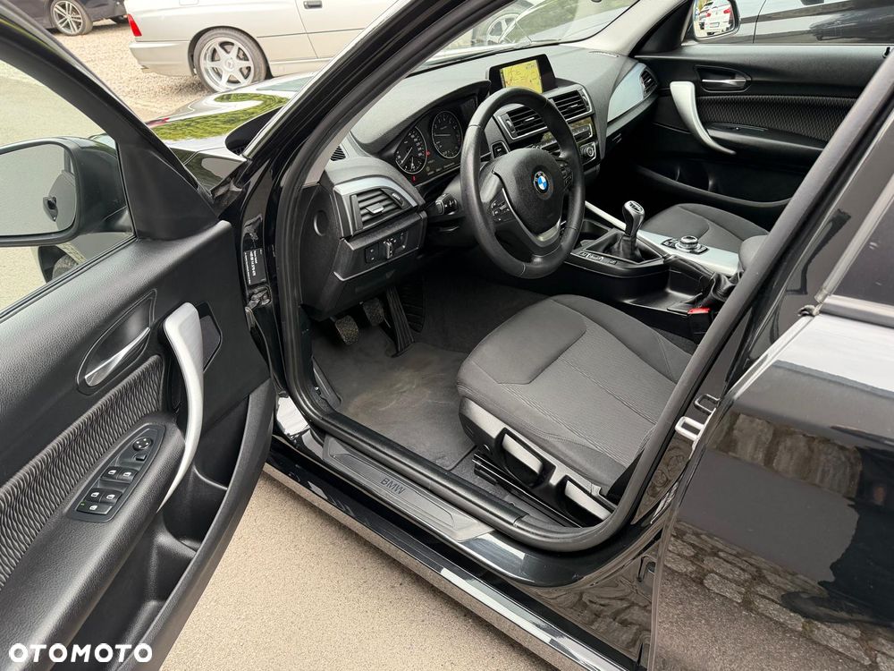 BMW Seria 1 118i - 15