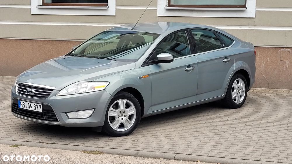 Ford Mondeo 2.0 Ghia - 7