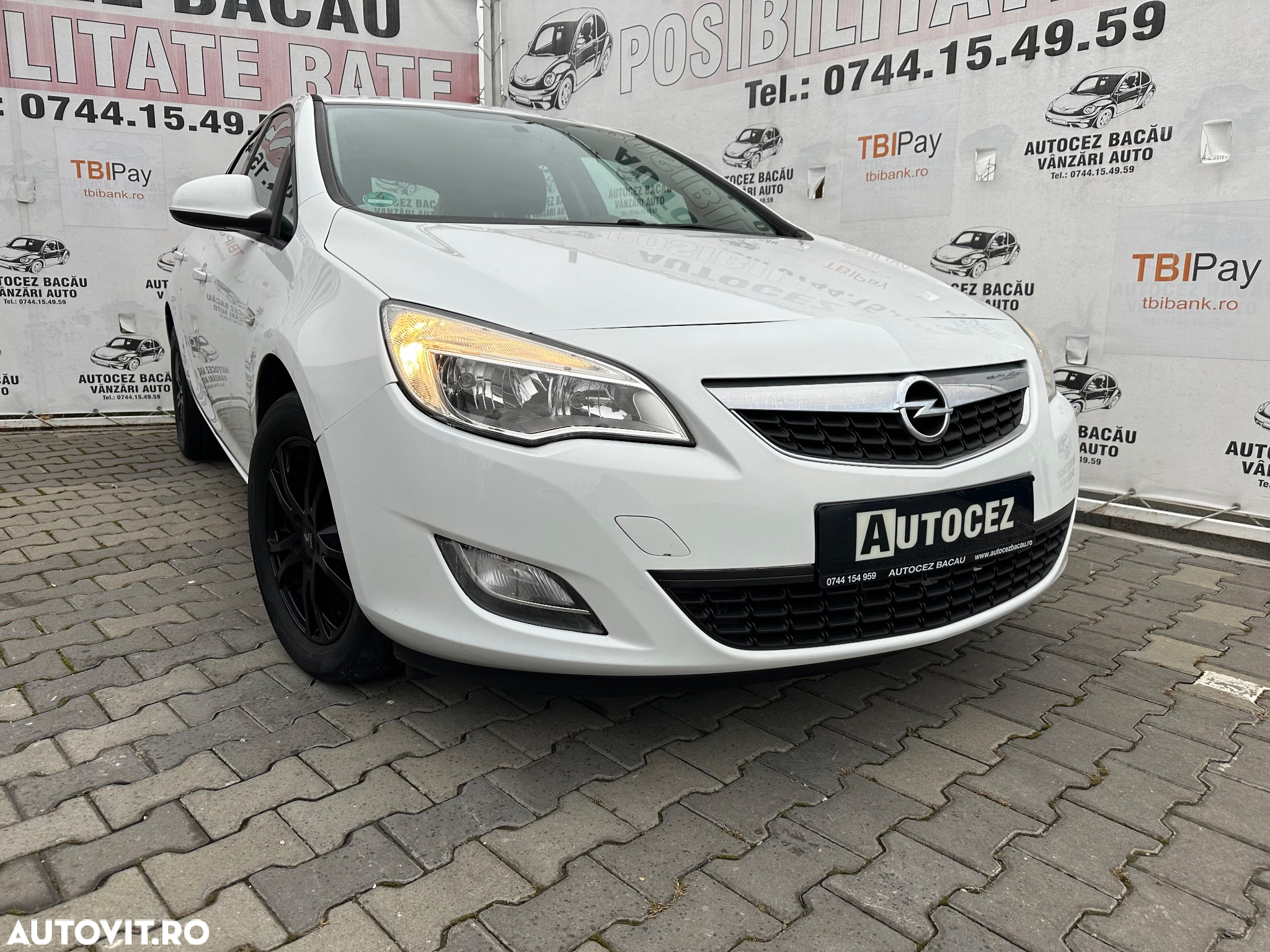 Opel Astra 1.4 ECOFLEX Selection - 9
