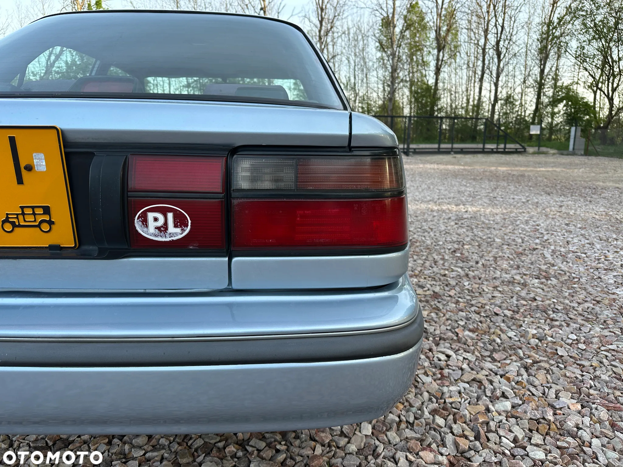 Toyota Corolla 1.6 XLi - 16