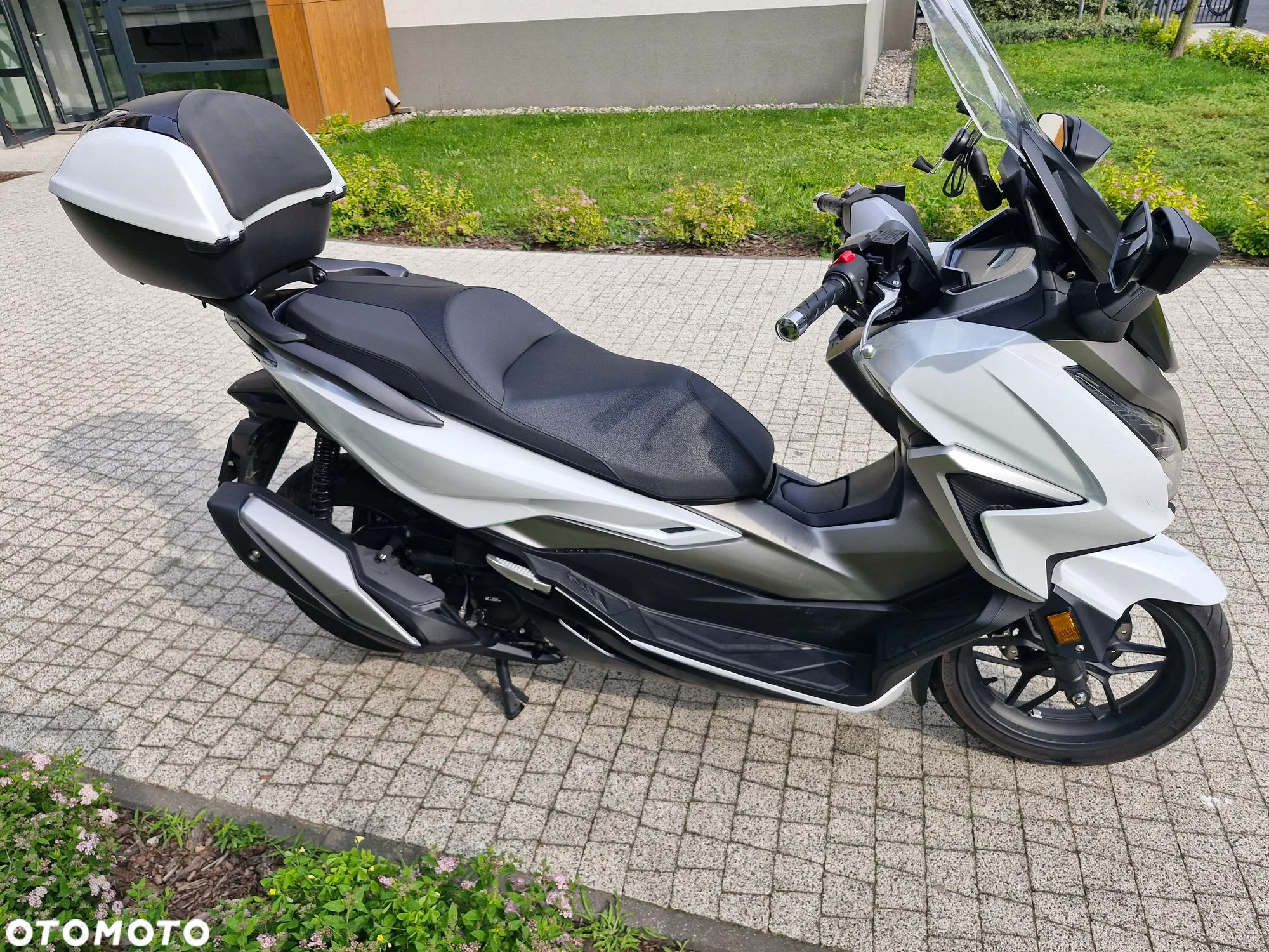 Honda NSS - 9