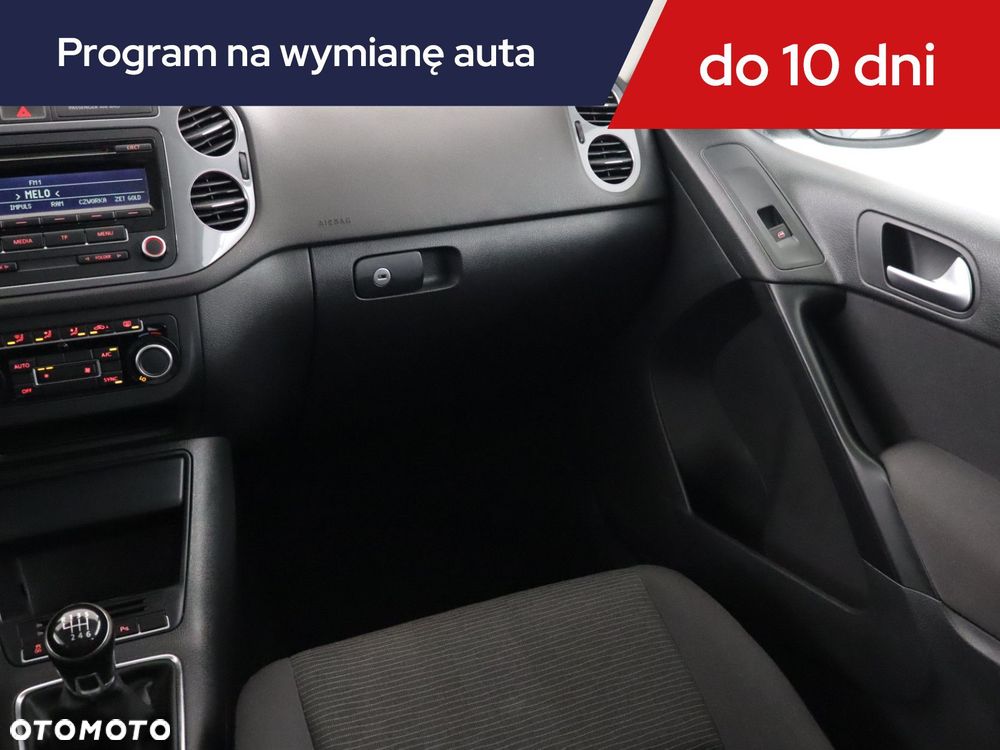 Volkswagen Tiguan - 10