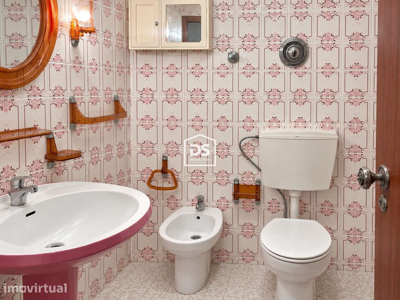 Apartamento T3 Venda em Santa Iria de Azoia, São João da Talha e Bobad - Grande imagem: 4/14