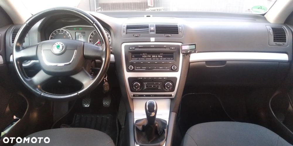Skoda Octavia 2.0 TDI Ambiente - 17