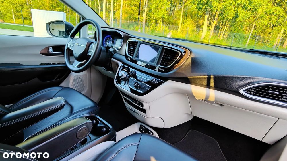Chrysler Voyager - 7