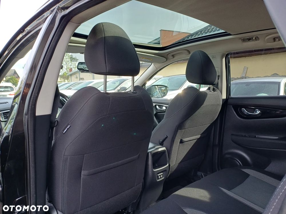 Nissan Qashqai 1.3 DIG-T N-Connecta DCT - 18