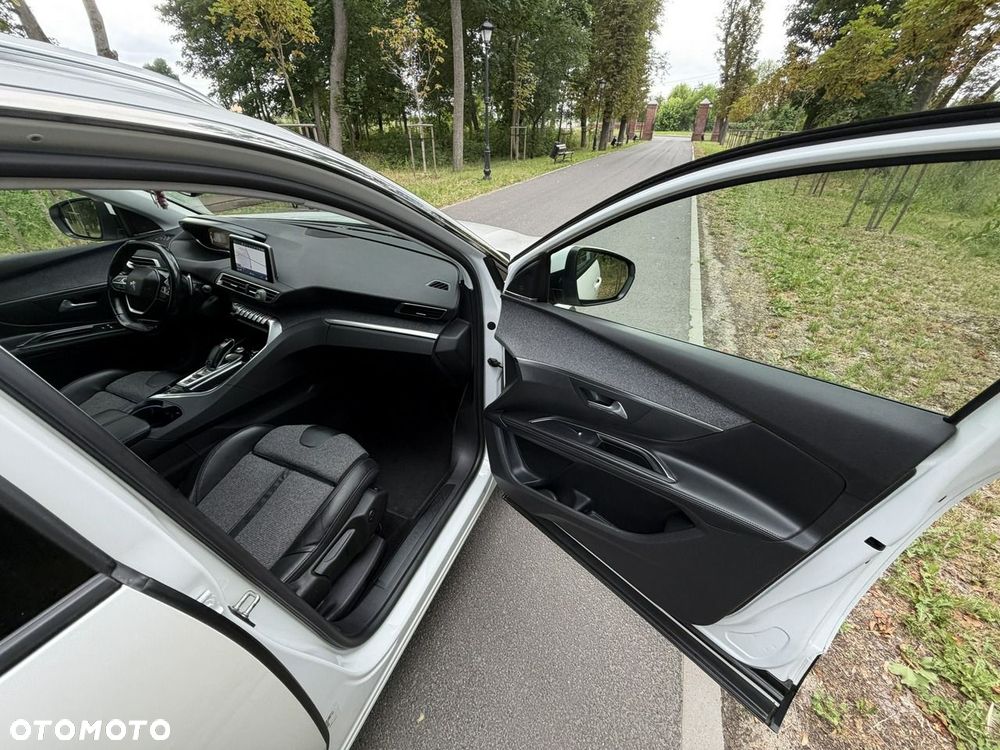 Peugeot 5008 - 33