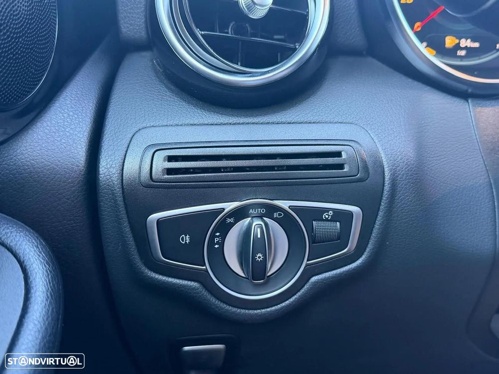 Mercedes-Benz GLC 300 de Coupe 4Matic 9G-TRONIC Exclusive - 45