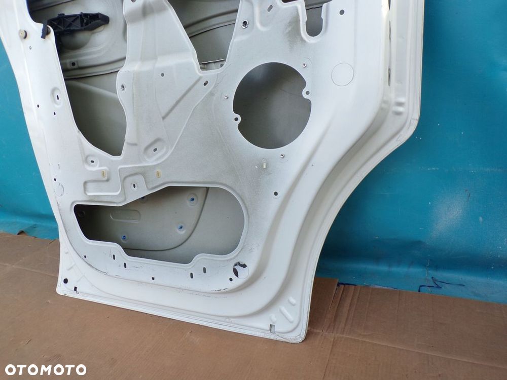 MASTER 3 i 4 MOVANO B 10- drzwi przód lewy przednie LEWE BIAŁE - 10