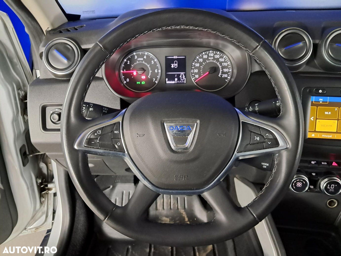 Dacia Duster - 11
