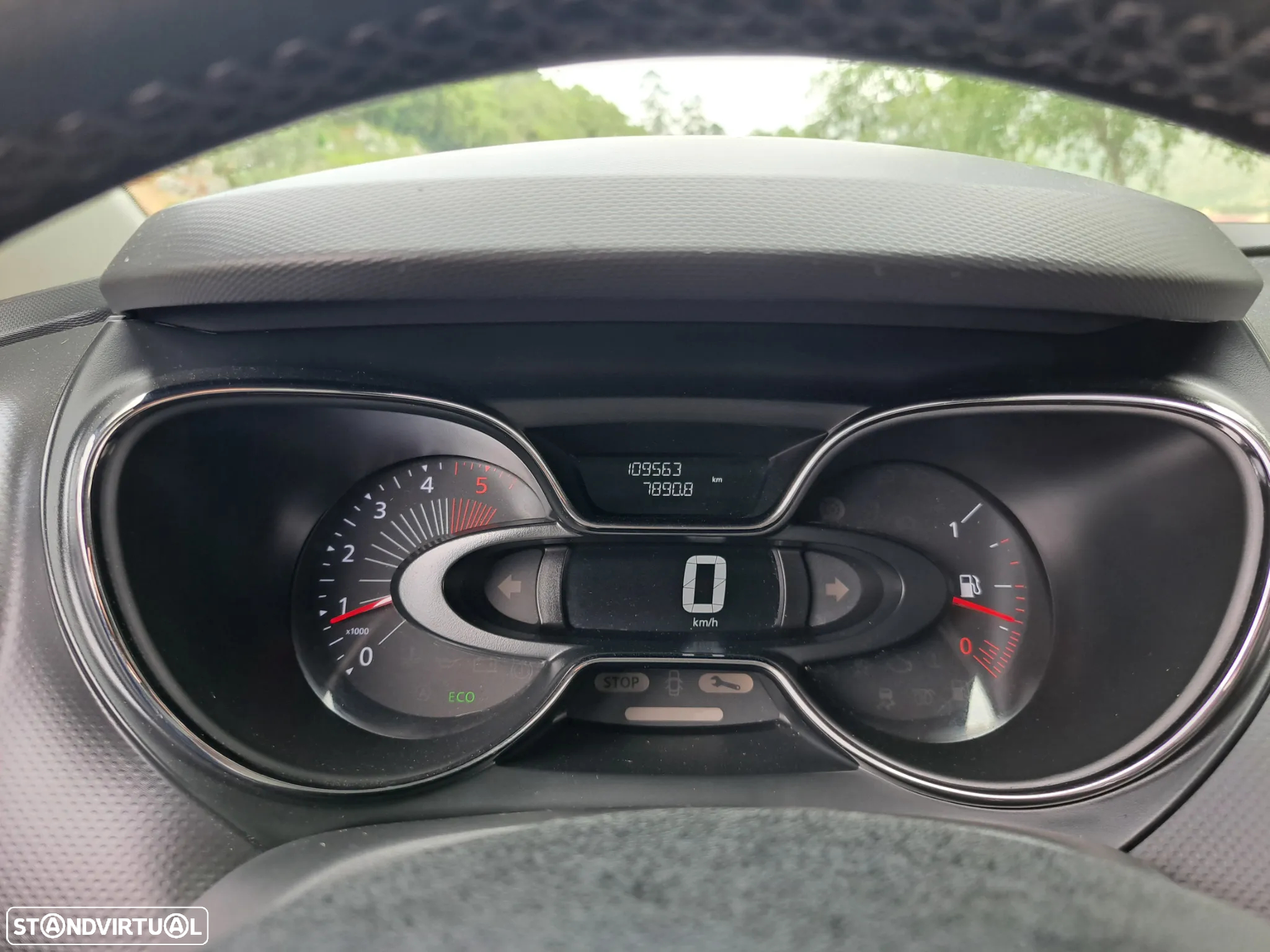 Renault Captur 1.5 dCi Exclusive XMOD - 19