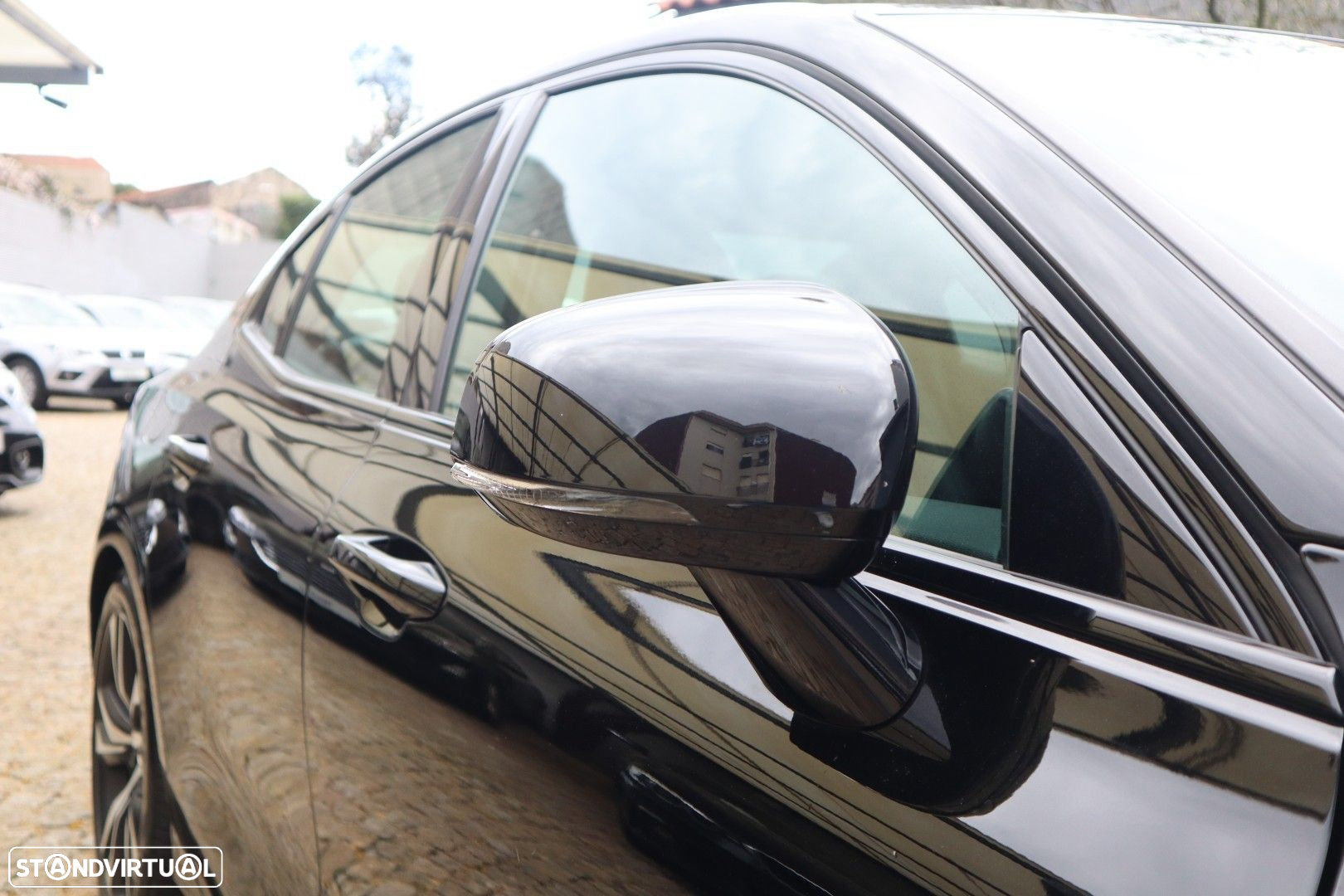 Volvo S60 2.0 T8 PHEV R-Design AWD - 3