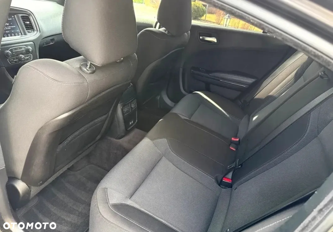Dodge Charger 3.6 GT - 9