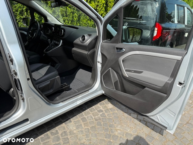 Mercedes-Benz Klasa T 180 d Automatik Progressive - 17