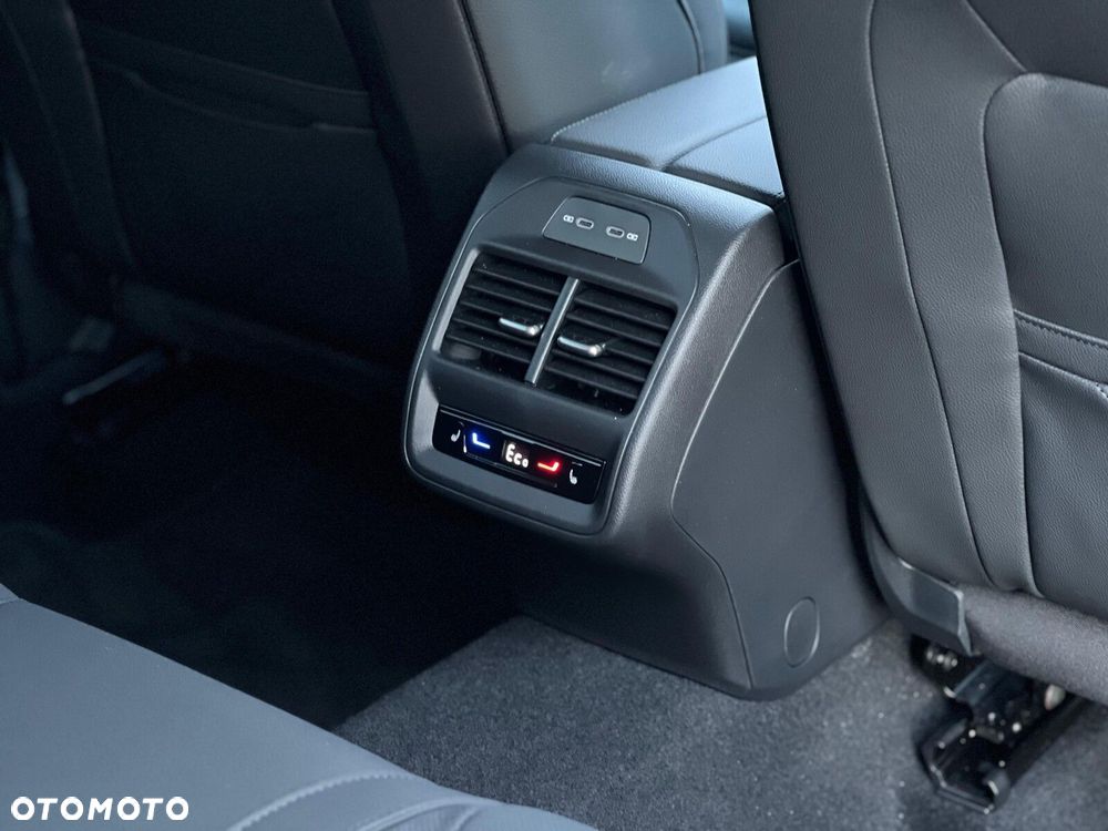 Skoda Superb 1.5 TSI Plug-in Hybrid L&K DSG - 22