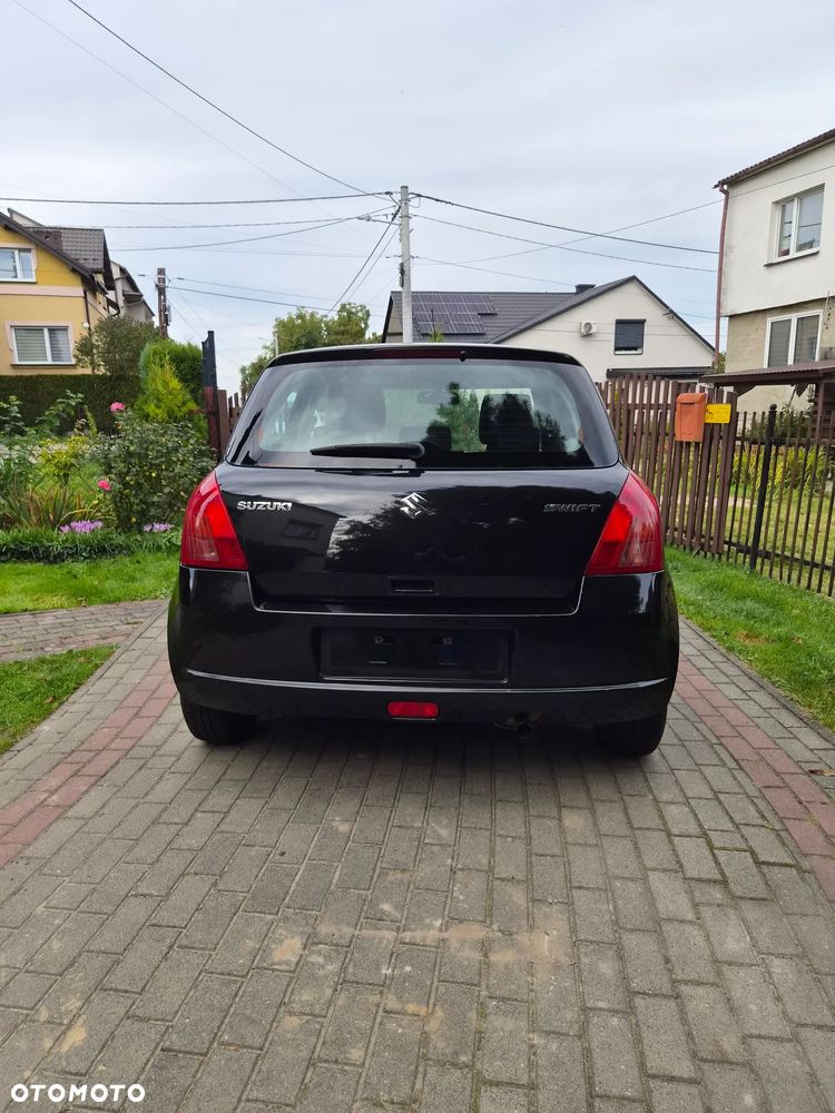 Suzuki Swift - 8
