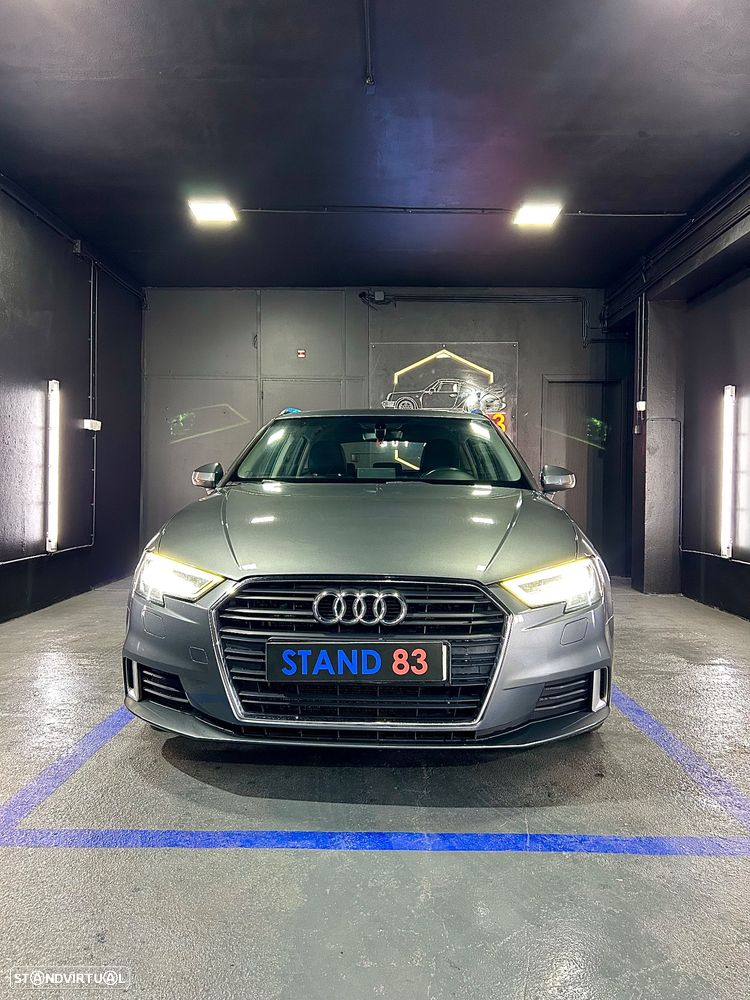 Audi A3 Sportback 1.6 TDI S-line S tronic - 2