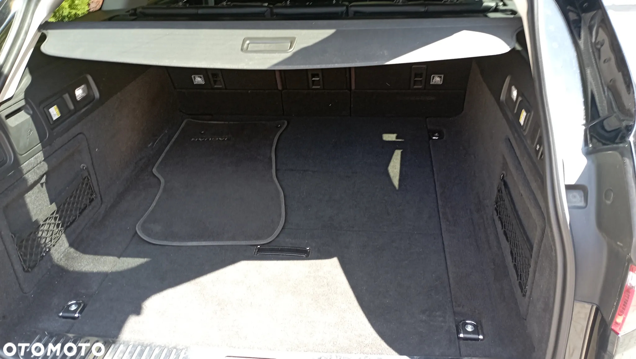 Jaguar XF 2.0 i4D AWD Prestige - 31