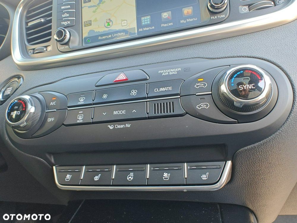 Kia Sorento - 24