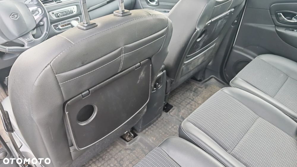 Renault Scenic 1.5 dCi Privilege EDC - 7