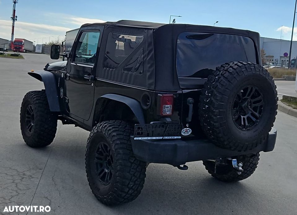 Jeep Wrangler 3.8 Sport - 9
