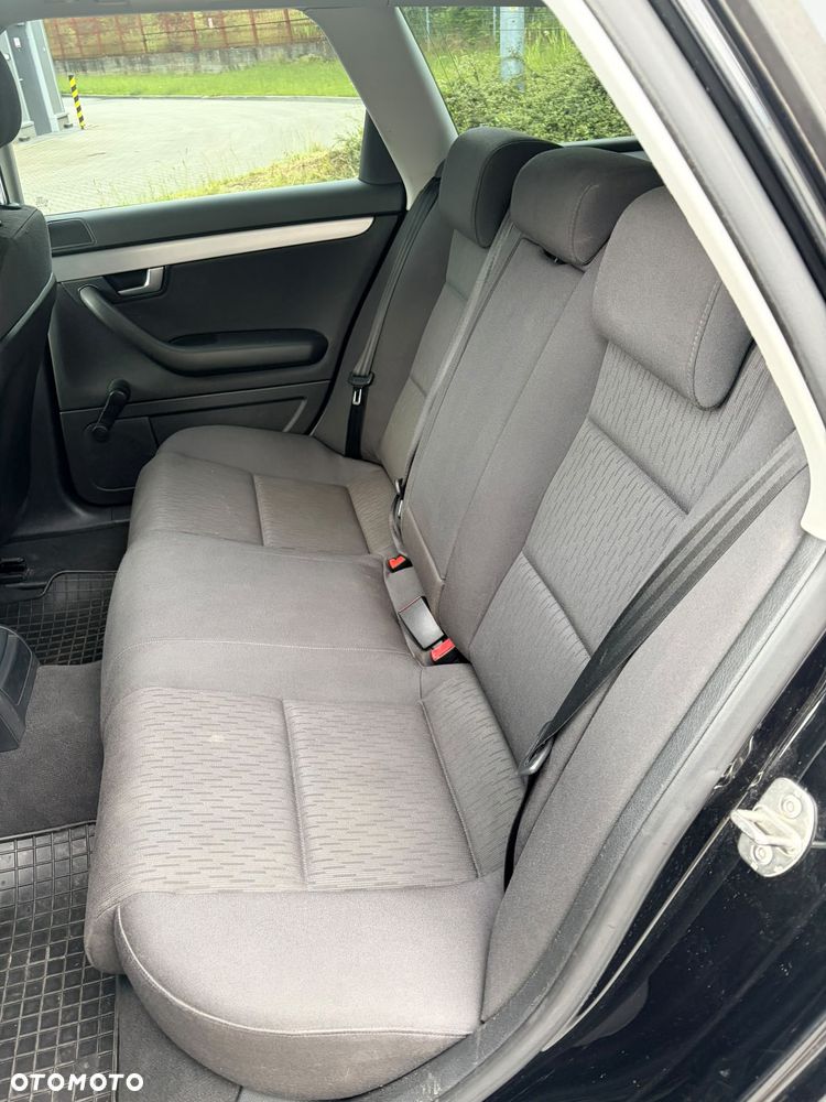 Audi A4 Avant - 11