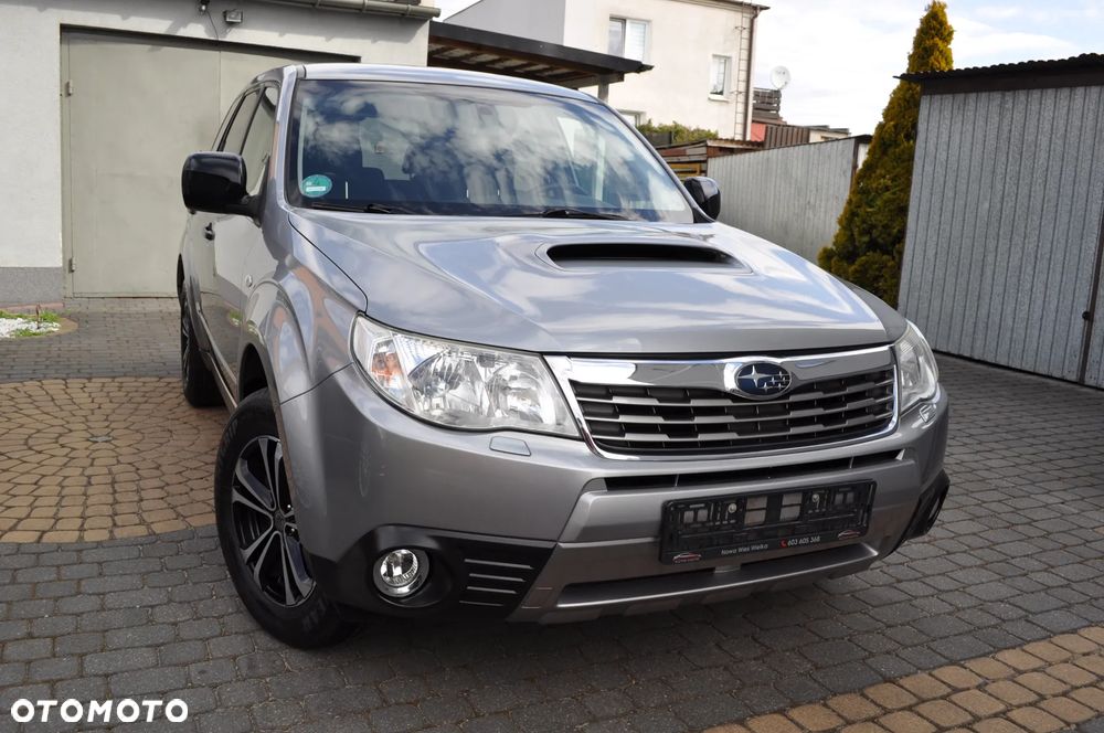 Subaru Forester 2.0D Exclusive - 4