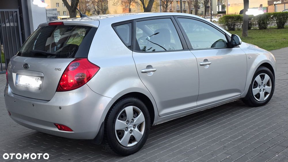 Kia Ceed 1.6 CRDi EX - 17