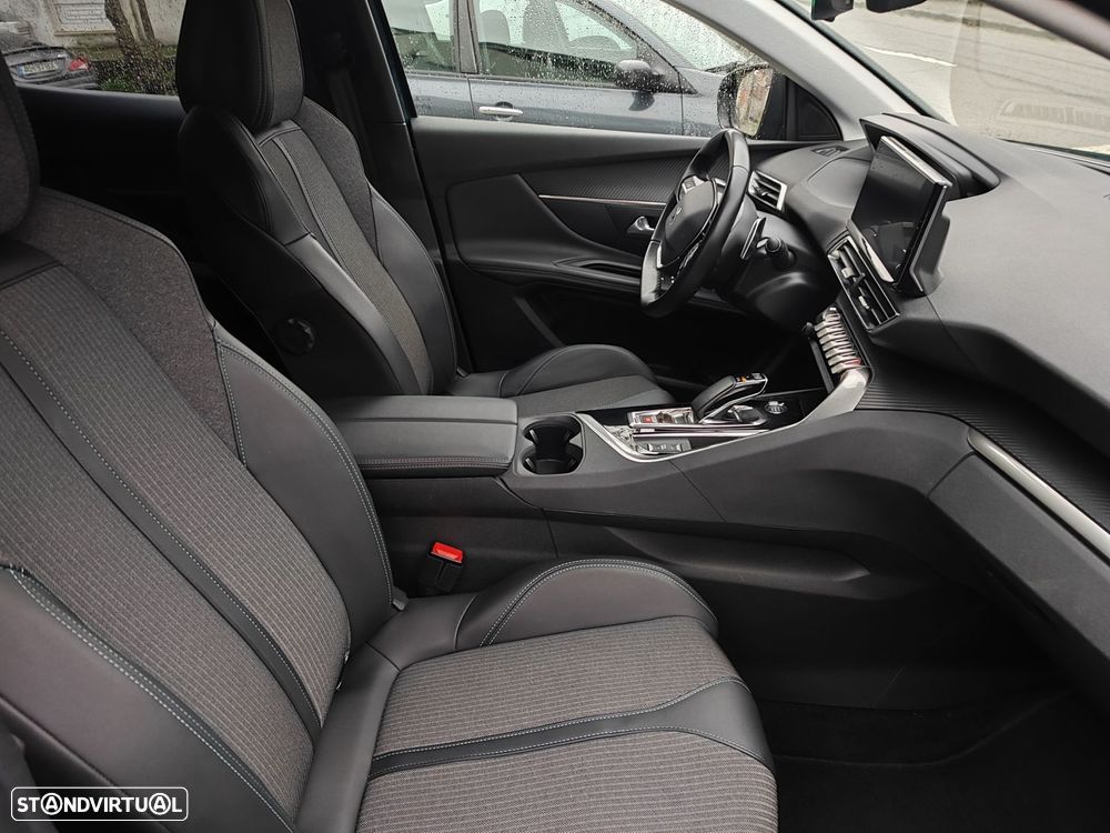 Peugeot 3008 1.6 Hybrid Allure Pack e-EAT8 - 12